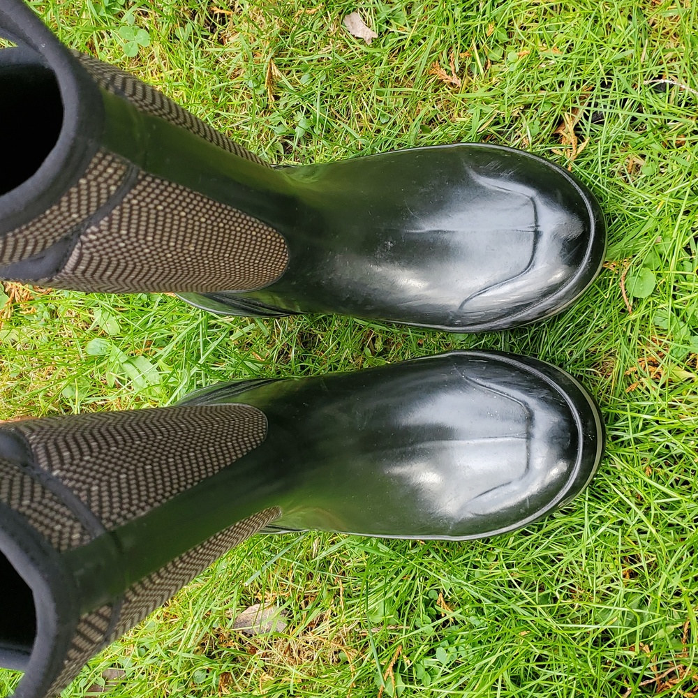 Bogs Black and Brown Herringbone Women's Boots - Picture 3 of 11